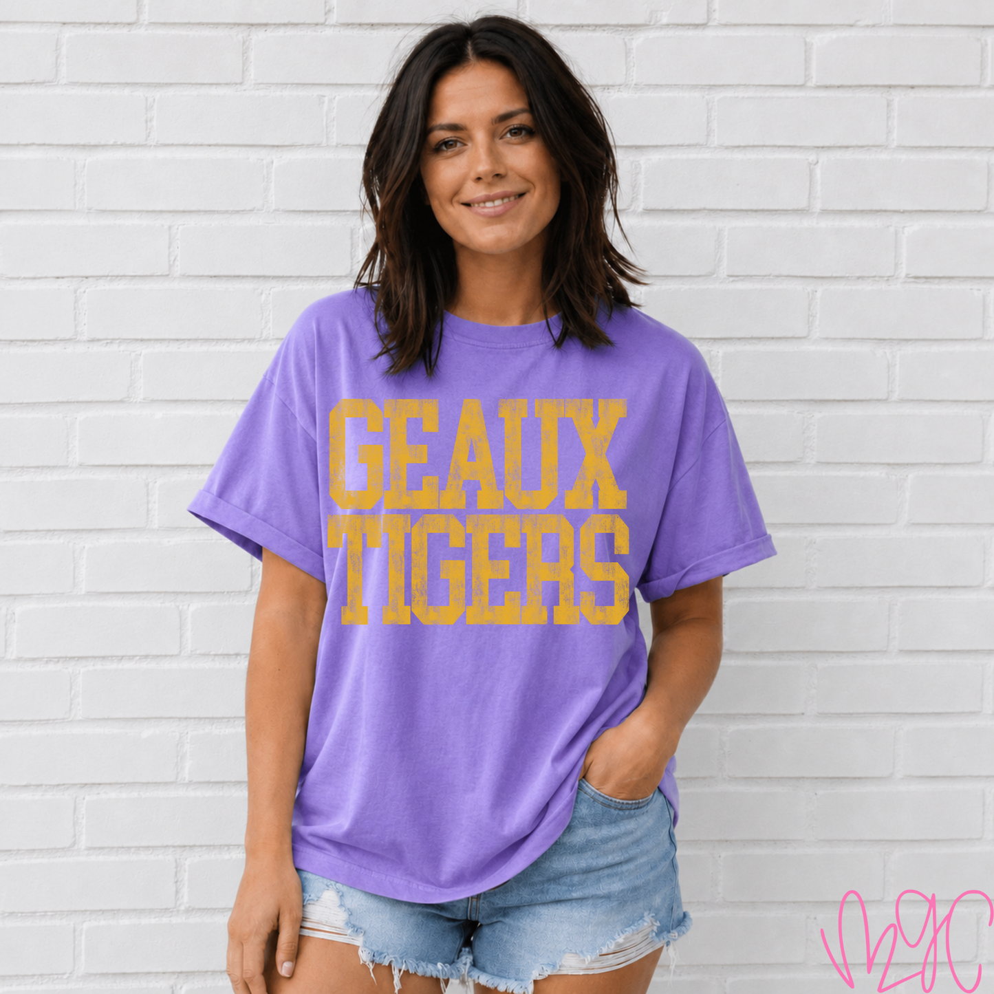Distressed Geaux Tigers Tee (Gold)